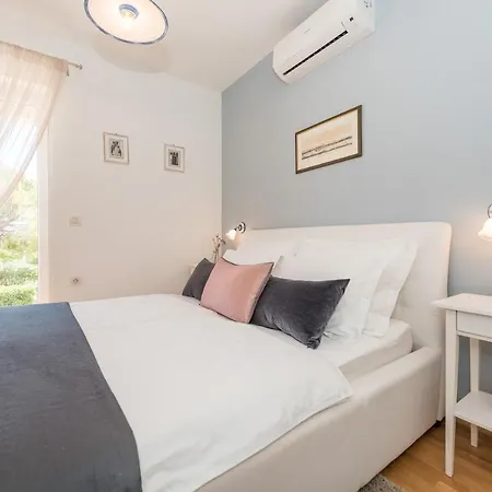 Holiday Lukica Ferienhaus Privlaka (Zadar)