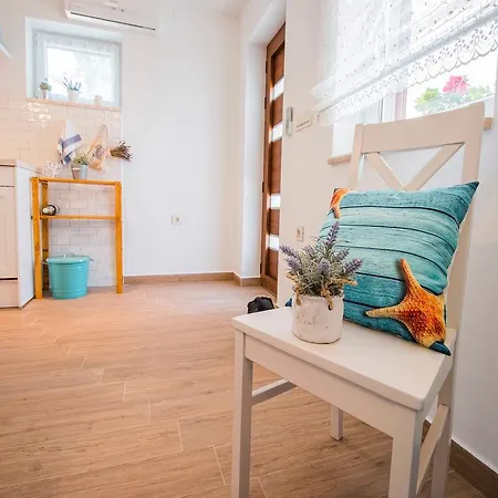 Holiday Lukica Ferienhaus *