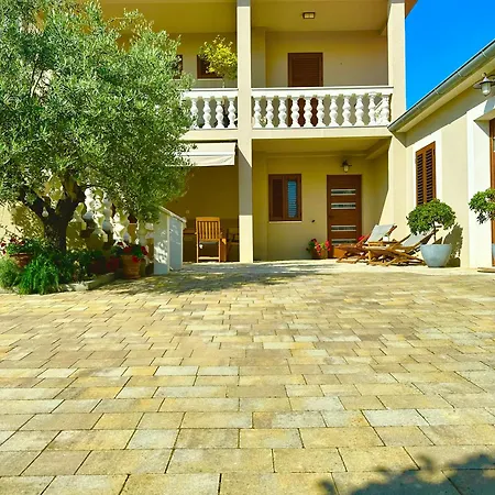 Lukica Σπίτι διακοπών